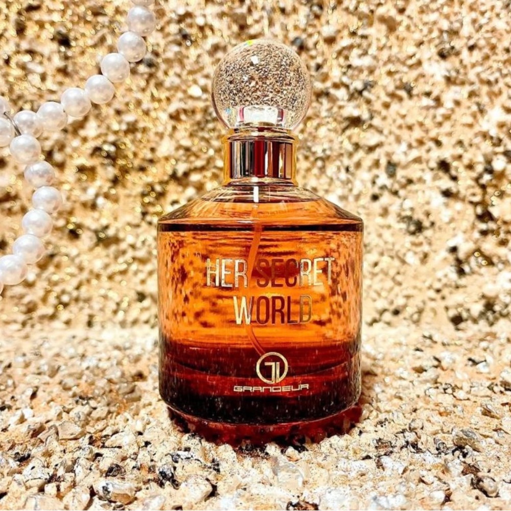 Her secret world arabian perfume